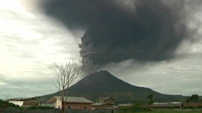 Sopka Merapi na Sumatře. Hrozba typu 1a: Viditelná, existující.