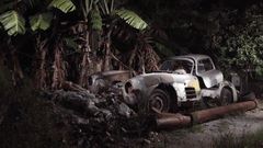 Legendární sportovní kupé Mercedes-Benz 300 SL, přezdívané Gullwing nalezené na Kubě