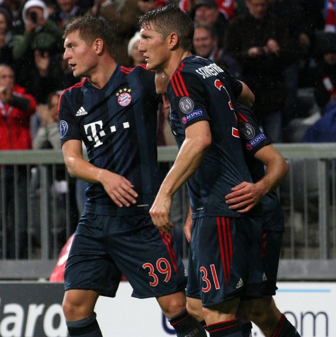 LM, Bayern Mnichov - Plzeň: Toni Kroos a Bastian Schweinsteiger