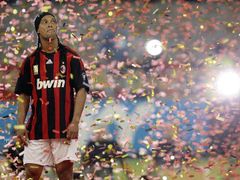 Přivítání Ronaldinha v AC Milán bylo velkolepé.