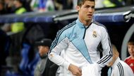 Cristiano Ronaldo se vrátil po zranění na lavičku Realu Madrid