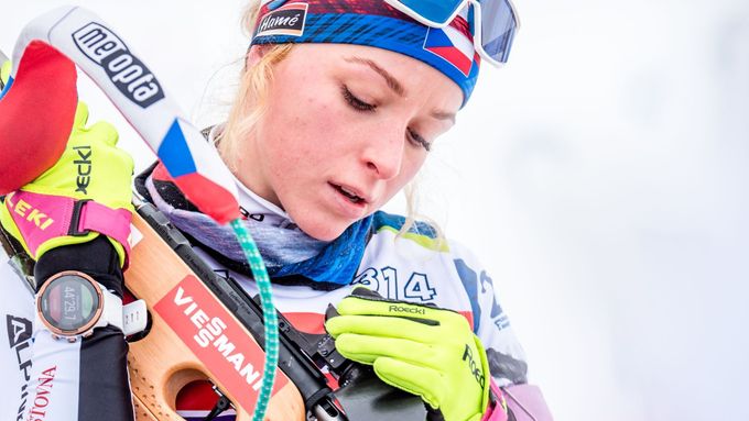 I úspěšná biatlonistka Markéta Davidová patří pod Olymp, jehož ředitele nečekaně krátce po volebním debaklu ČSSD odvolal končící ministr vnitra Jan Hamáček.