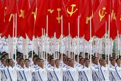 Vietnam vyhodil jednoho z členů mocného politbyra za pochybení