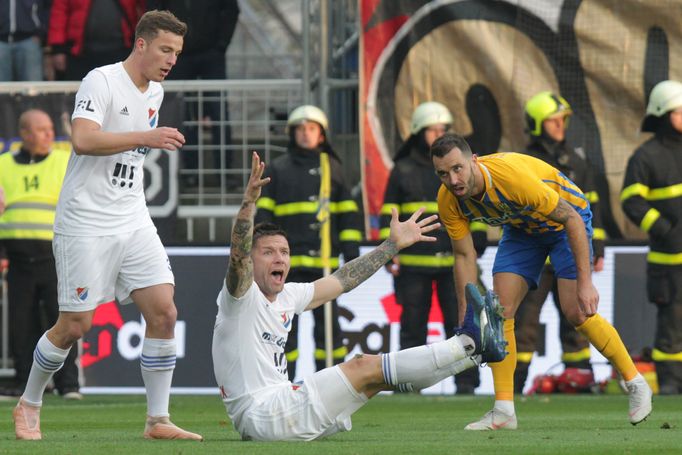 Opava - Baník Ostrava, Ondřej Šašinka, Martin Fillo, Jan Žídek.