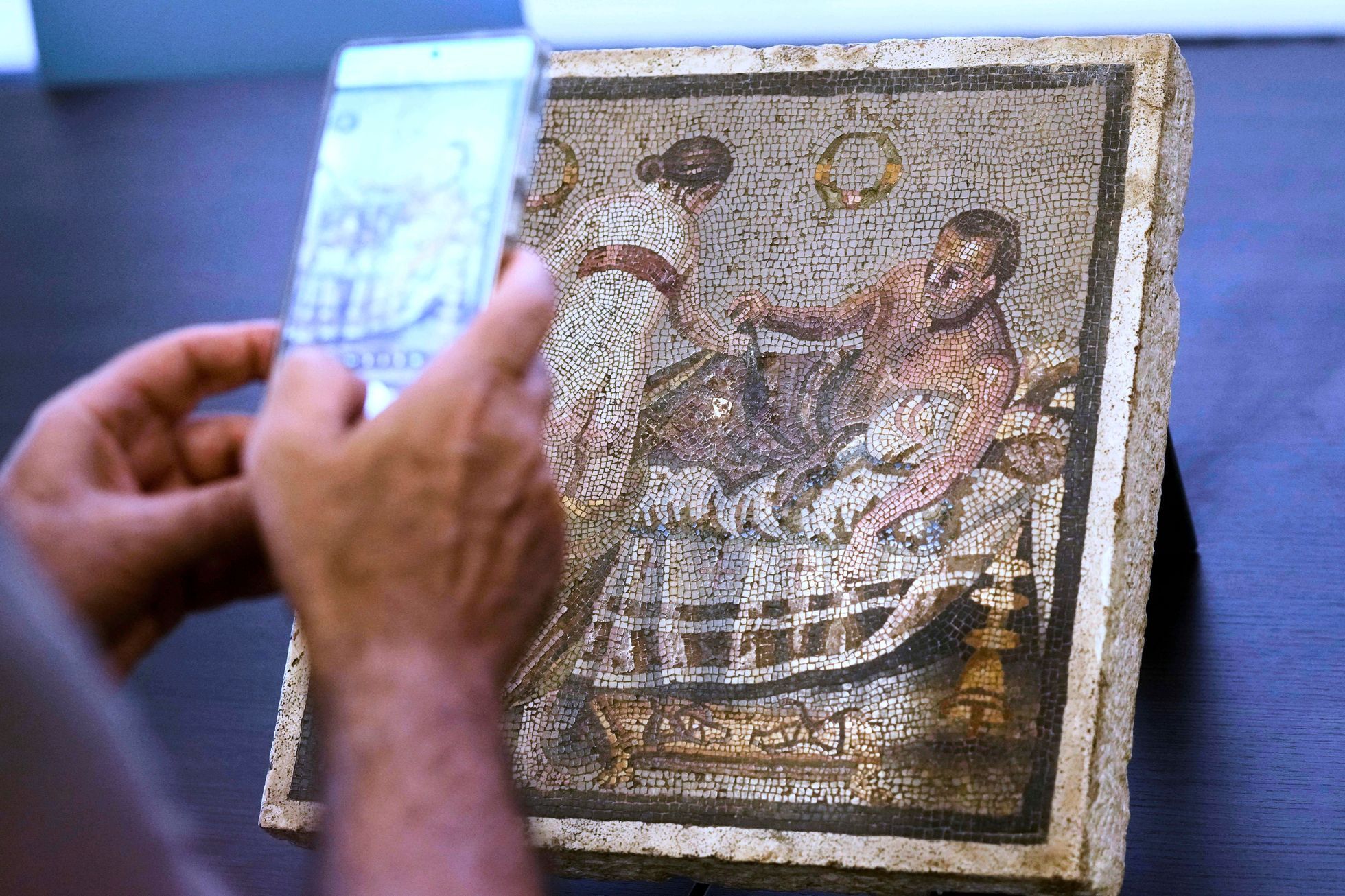 Pompeje, Itálie, mozaika, erotika, návrat, Německo, loupež