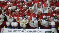 I díky němu se mohla zrodit tato fotografie do alba úspěchů tuzemského sportu pod názvem: Čeští hokejisté, mistři světa 2024.