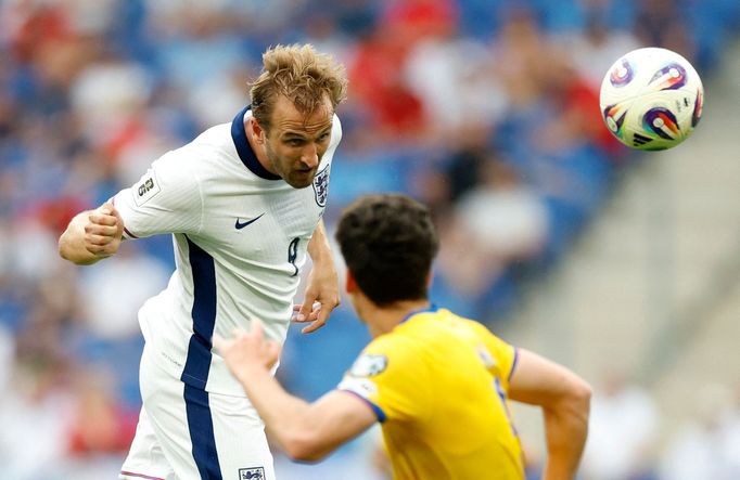Kapitán Anglie Harry Kane v jedné ze šancí při utkání kvalifikace MS 2026 s Andorrou