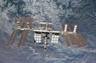 Sojuz se s dvoudenním zpožděním spojil s ISS