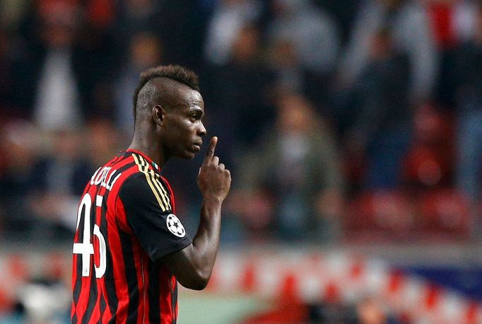 Mario Balotelli v dresu AC Milán