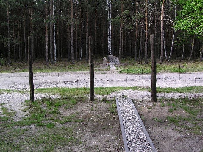 Uplynulo 75 let od velkého útěku spojeneckých letců za druhé světové války, kteří byli drženi Němci v zajateckém táboře Stalag Luft III v Polsku.