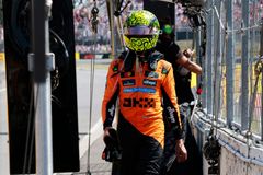 McLaren řeší montrealské ragby. Týmem otřásl bratrovražedný souboj