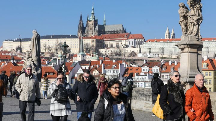 Rusové nebudou smět do Česka přijet jako turisté či za kulturou ani s vízem z EU; Zdroj foto: Jakub Plíhal