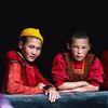 "Přespával jsem ve škole, kam dobrovolníci jezdili děti tibetských imigrantů učit. Všichni žáci mluvili dobře anglicky," přibližuje fotograf.