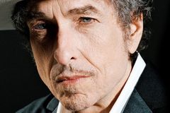 Bob Dylan dostal Čestnou legii, i když kdysi bral drogy