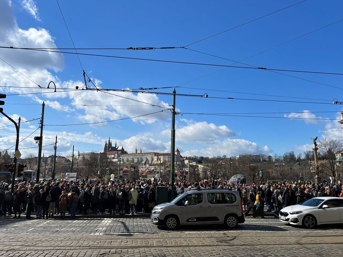 Vysokoškolští pedagogové protestovali proti nízkým mzdám.