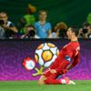 Portugalský fotbalista Cristiano Ronaldo slaví svůj druhý gól v síti Nizozemska v utkání skupiny B na Euru 2012