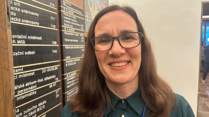 Aktuálně.cz přináší ukázku z dnešního povídání s novou poslankyní Marií Krškovou, která jako dcera Josefa Luxe pokračuje v rodinné politické tradici.