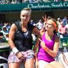Lucie Šafářová a Bethanie Matteková-Sandsová slaví titul v Charlestonu