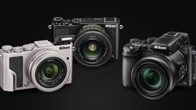 Tři fotoaparáty připravované řady DL se vyrábět nebudou.