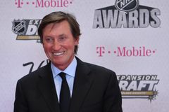 Pusťte hokejisty na olympiádu, vyzývá legendární Gretzky vedení NHL