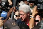 Billa Clintona zradilo srdce, byl ihned operován