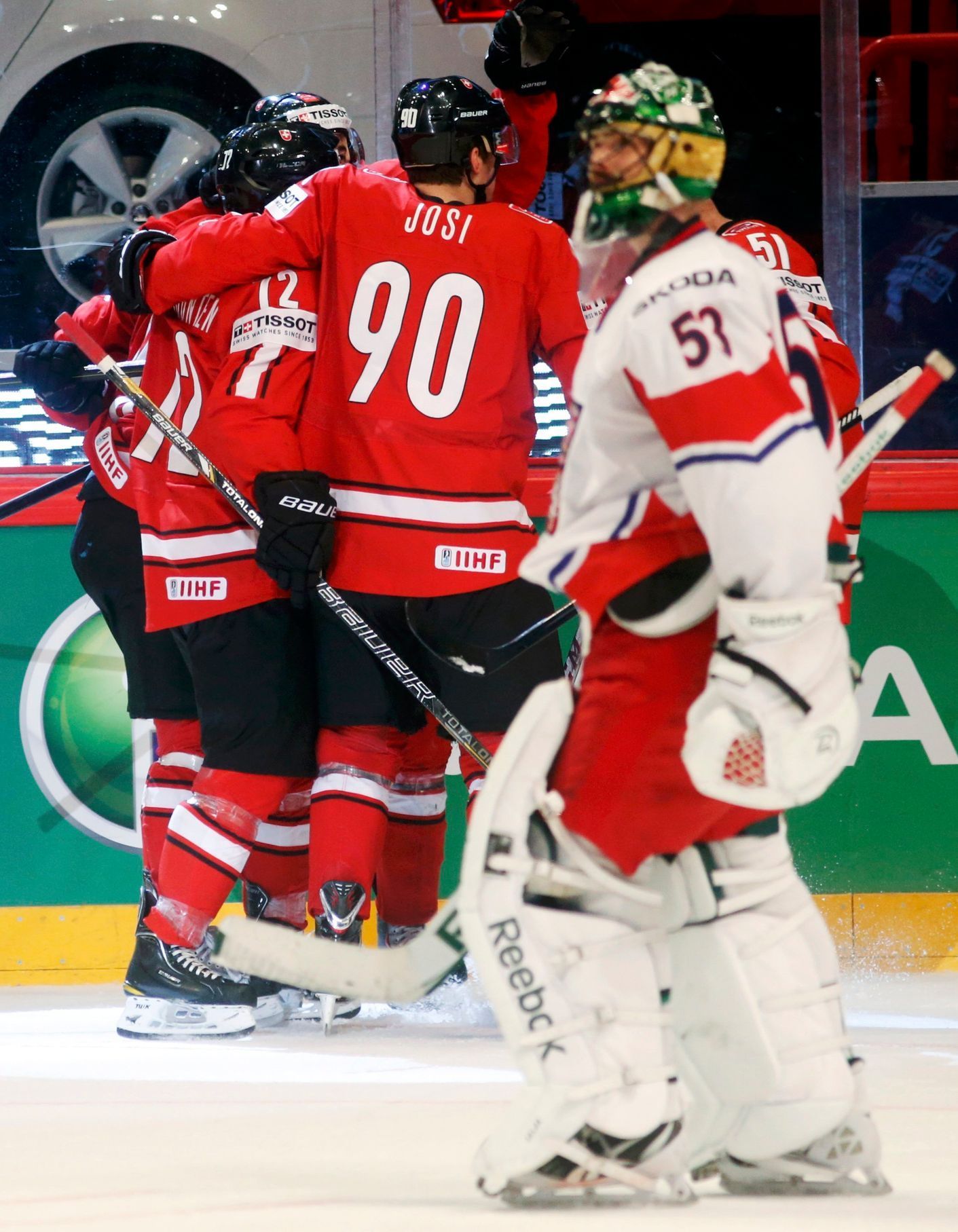 Hokej, MS 2013, Česko - Švýcarsko: Švýcaři slaví gól na 0:1