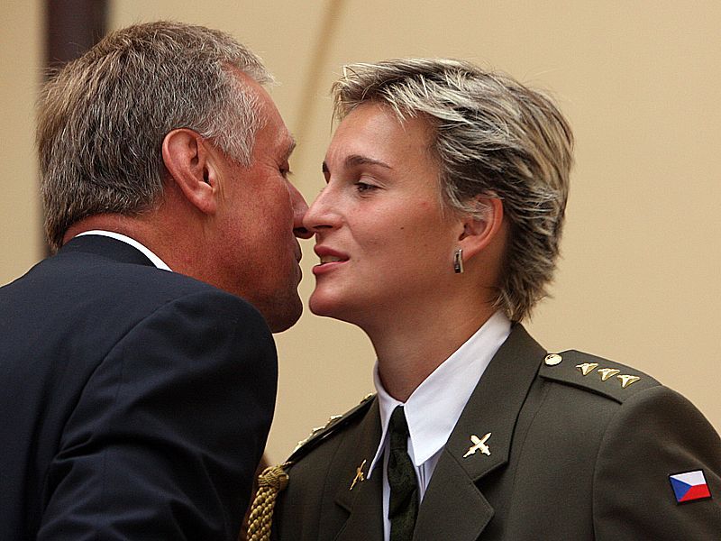 Olympijští medailisté u premiéra Topolánka