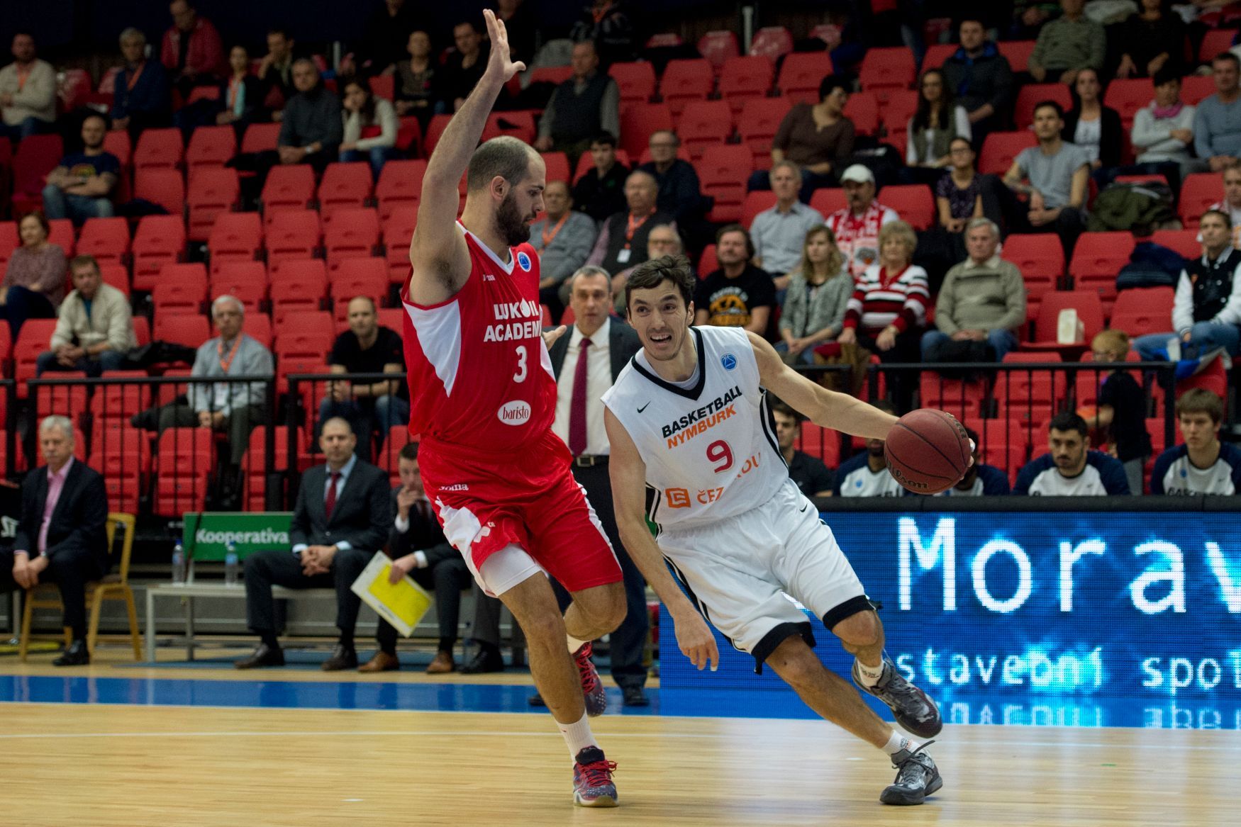 Pohár FIBA Europe, Nymburk-Academic Sofia: