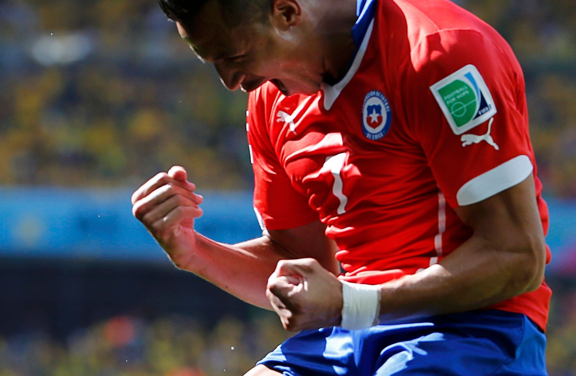 MS 2014, Brazílie-Chile: Alexis Sánchez slaví gól