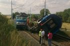 Vlaky po nehodě v Horažďovicích už jezdí po obou kolejích