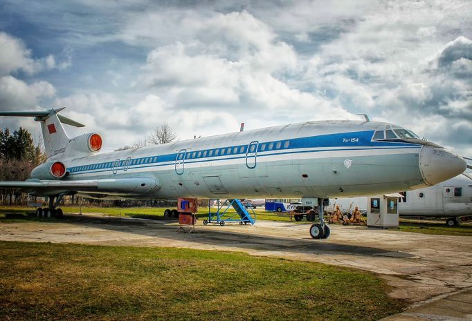 Letadlo Tupolev Tu-154 v barvách sovětského Aeroflotu (na snímku z roku 2016).