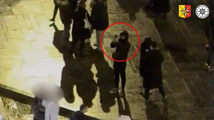 Zabil muže a ukradl mu prsteny, přívěsky a dýky. Policie žádá o pomoc při pátrání; Zdroj foto: Policie ČR