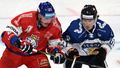 Dmitrij Jaškin a Mikko Lehtonen v zápase Finsko - Česko na Karjala Cupu 2019