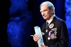 Zemřel bojovník české jednotky "pouštních krys" Viktor Wellemin, bylo mu 97 let
