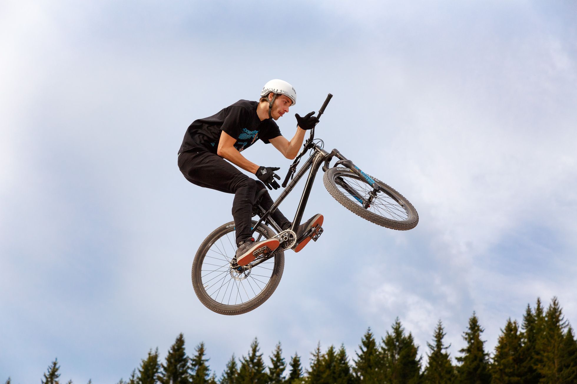 Marosana 2016: bikeři se ve Špindlerově Mlýně loučili se sezonou