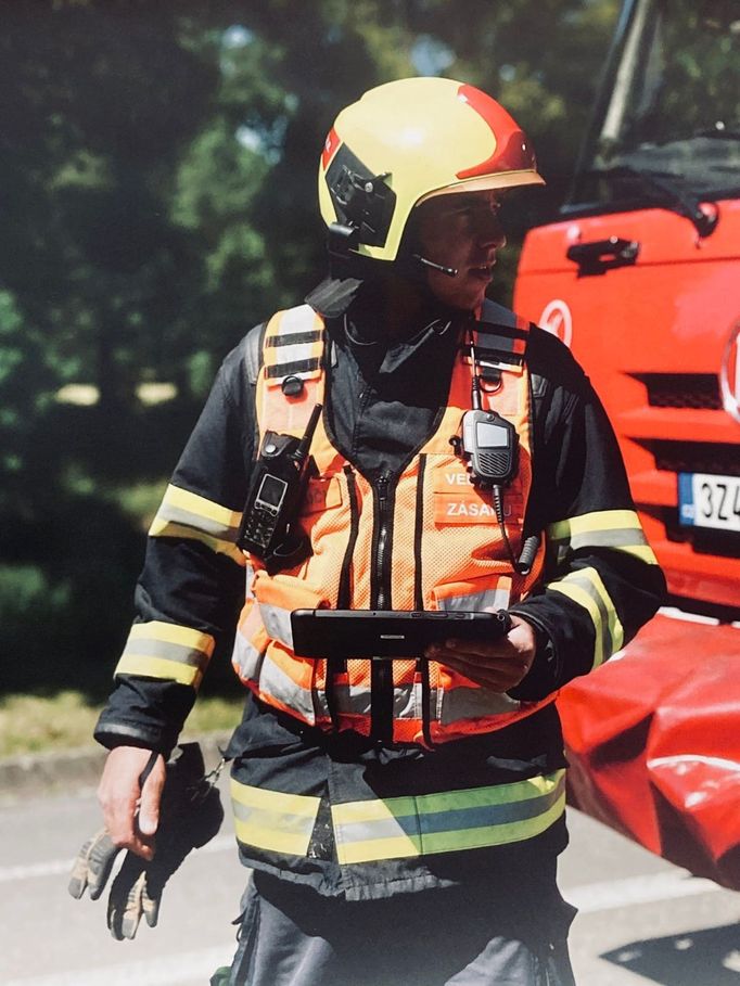 Hasič Radek Tomčík, který velel zásahu při povodních v Písečné na Jesenicku.