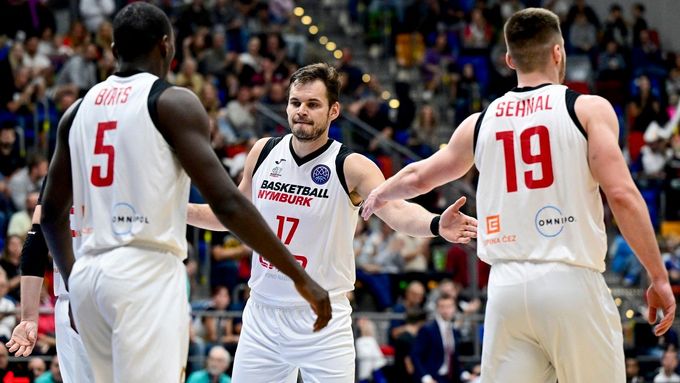 Basketbalisté Nymburka v utkání Ligy mistrů.