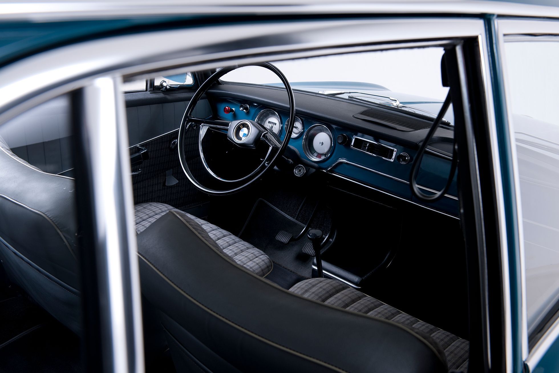 BMW 1500