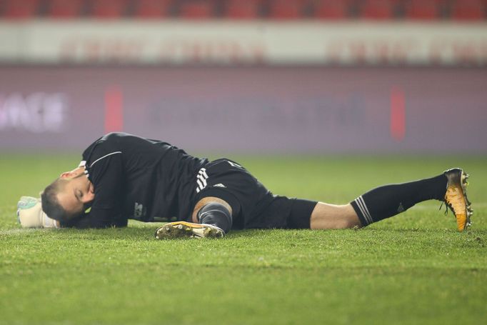 HET liga, Slavia-Baník: zraněný Martin Šustr