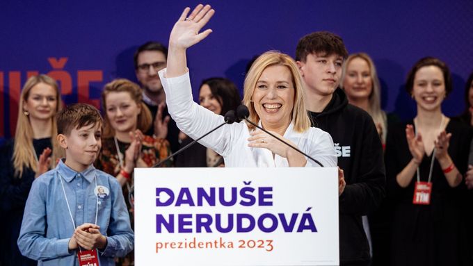 Danuše Nerudová v rozhovoru pro Aktuálně.cz mluví o svém projektu "Forum 2000 pro mladé" i o případné kandidatuře do Evropského parlamentu.