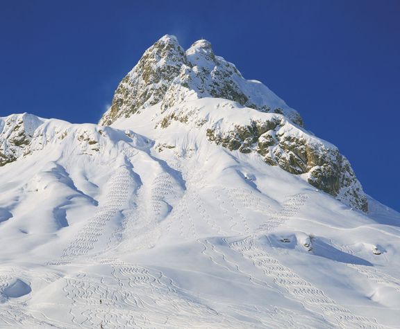První obloučky v lyžařském středisku Zürs am Arlberg / Hasenfluh/ Flexenpass