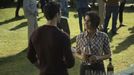 Tyler Hoechlin jako Superman a Emmanuelle Chriquiová coby Lana Lang Cushingová.