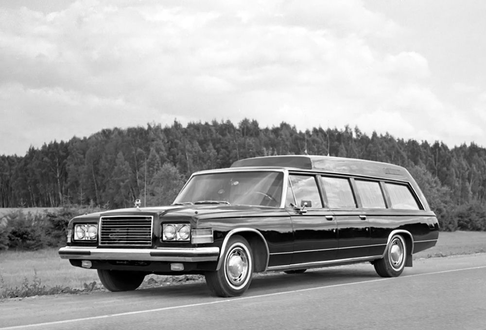 ZiL 4104