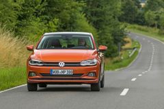Volkswagen kvůli možné závadě na bezpečnostním pásu svolá přes 400 000 aut