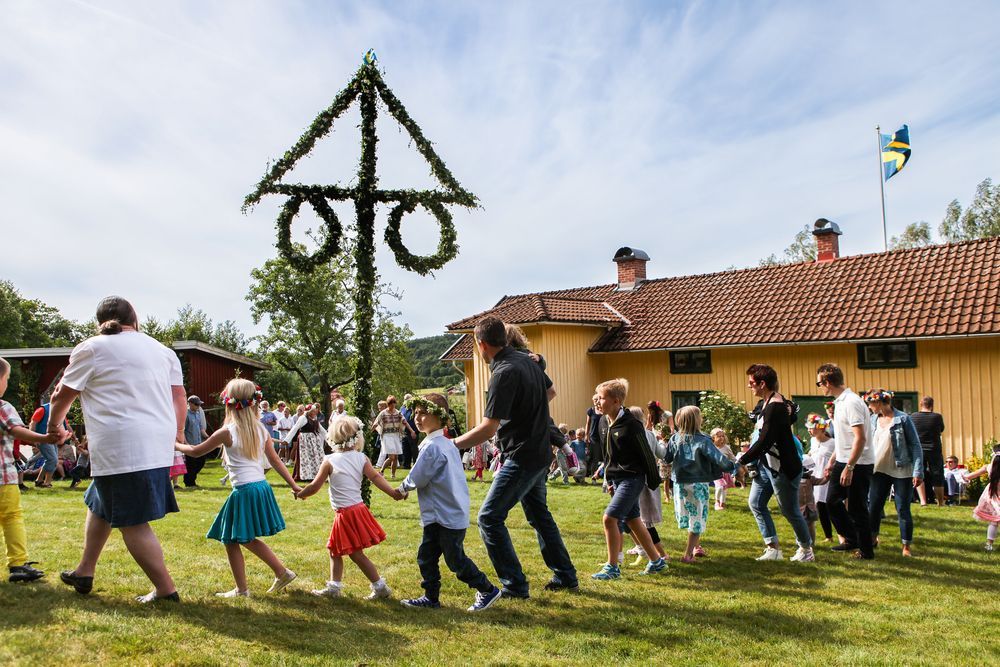 Švédsko - děti, žáci, škola, tradice, tanec, zvyk