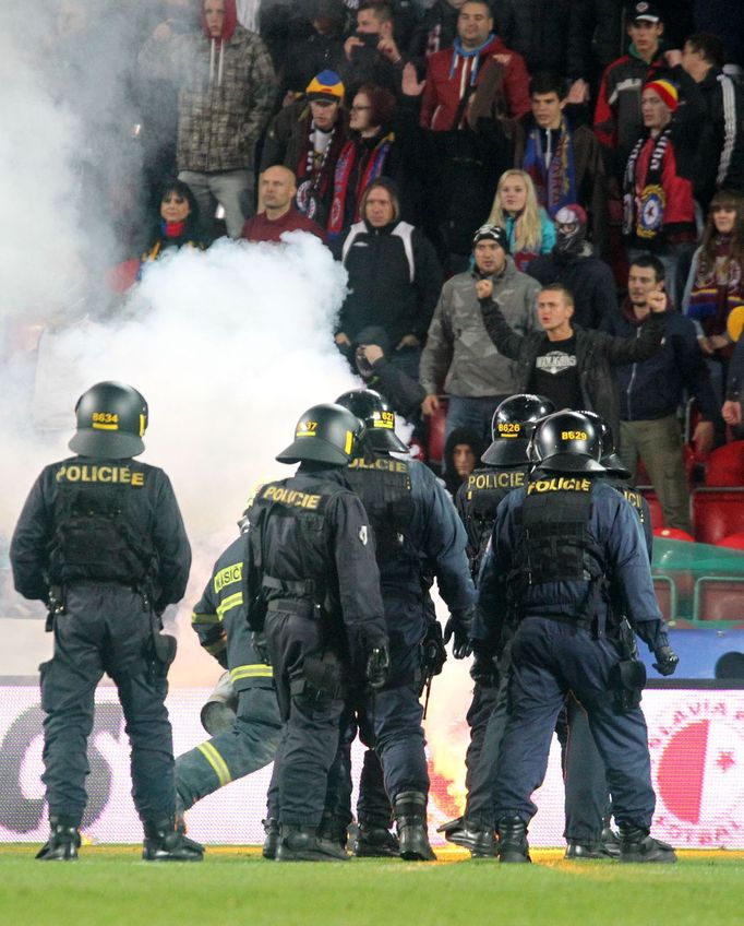 Derby Slavia - Sparta: policie