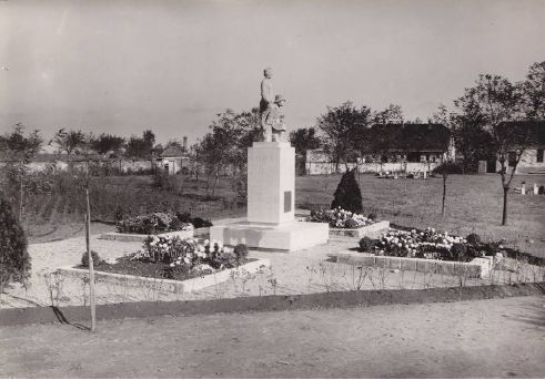 Hroby v Těšínsku / 1936