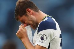 Tottenham začal anglickou ligu domácí prohrou s Evertonem, Leicester zdolal nováčka