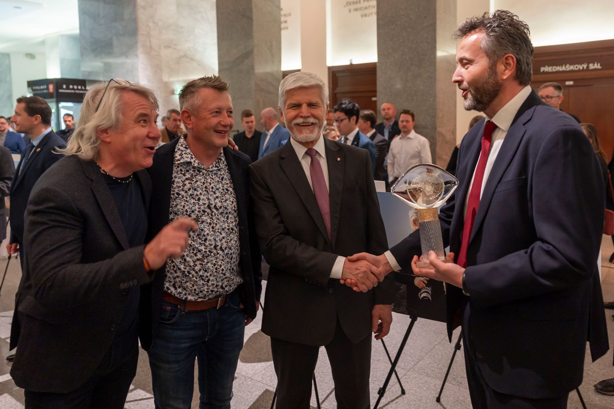 Prezident Petr Pavel, výstava fotek z Dakaru, NTM, vernisáž, Zlatý volant