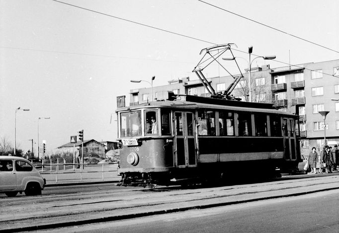 Tramvaj na lince 7 Ohradě, 70. léta